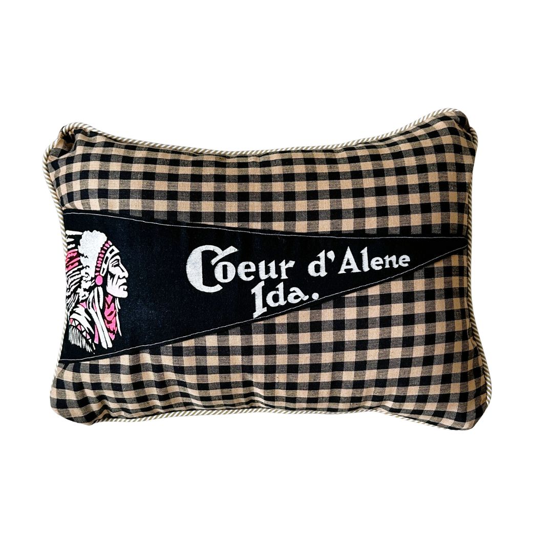 Idaho Coeur d'Alene Vintage Pennant Pillow