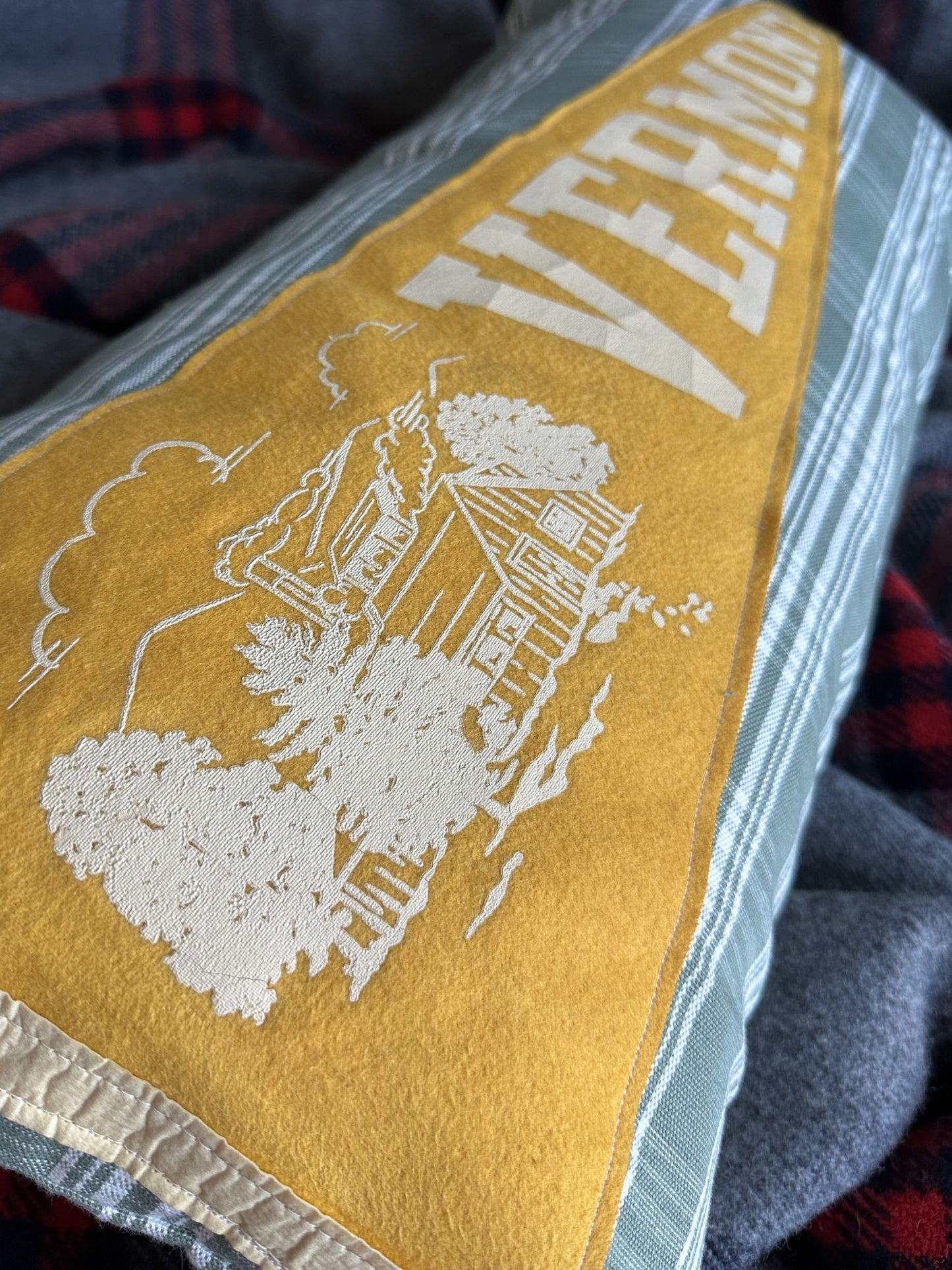 Vermont Large Vintage Pennant on New Woven Throw Pillow