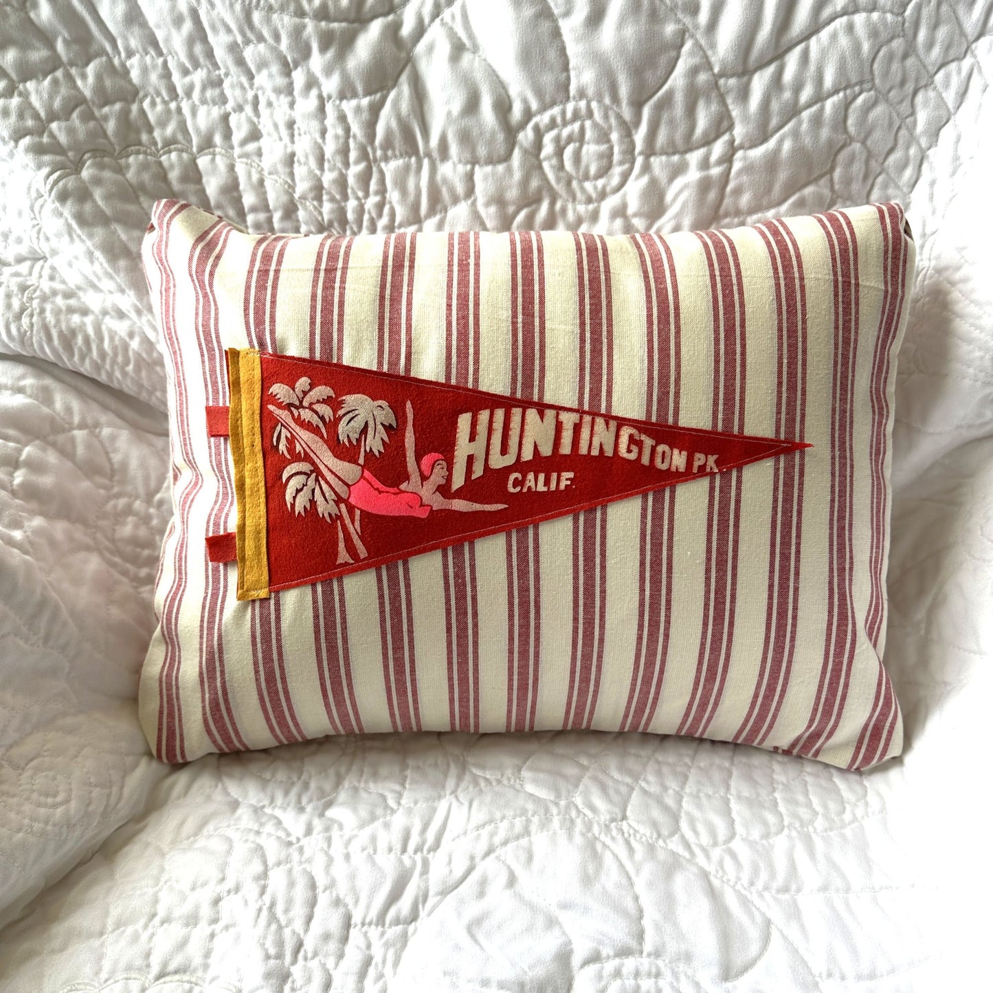 California Huntington Vintage Red Pennant on New Woven Striped Pattern Throw Pillow