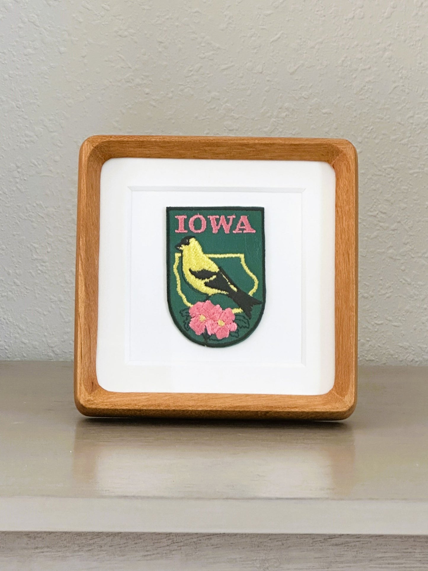 Iowa State Bird and Flower Vintage Framed Travel Patch
