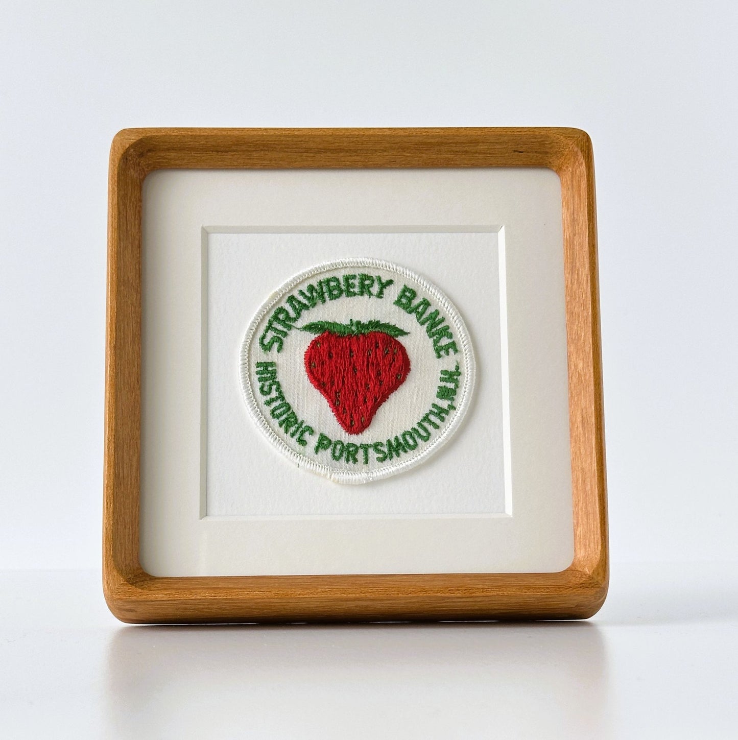 New Hampshire Portsmouth Strawberry Banke Vintage Framed Travel Patch