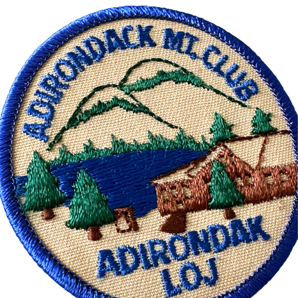 New York Adirondack Mt. Club Loj Lodge Vintage Patch