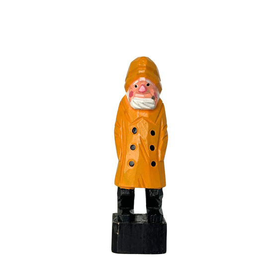 American Old Salt Fisherman Yellow Jacket White Beard Short Cigar Stub Wood Vintage 6 Inches Tall
