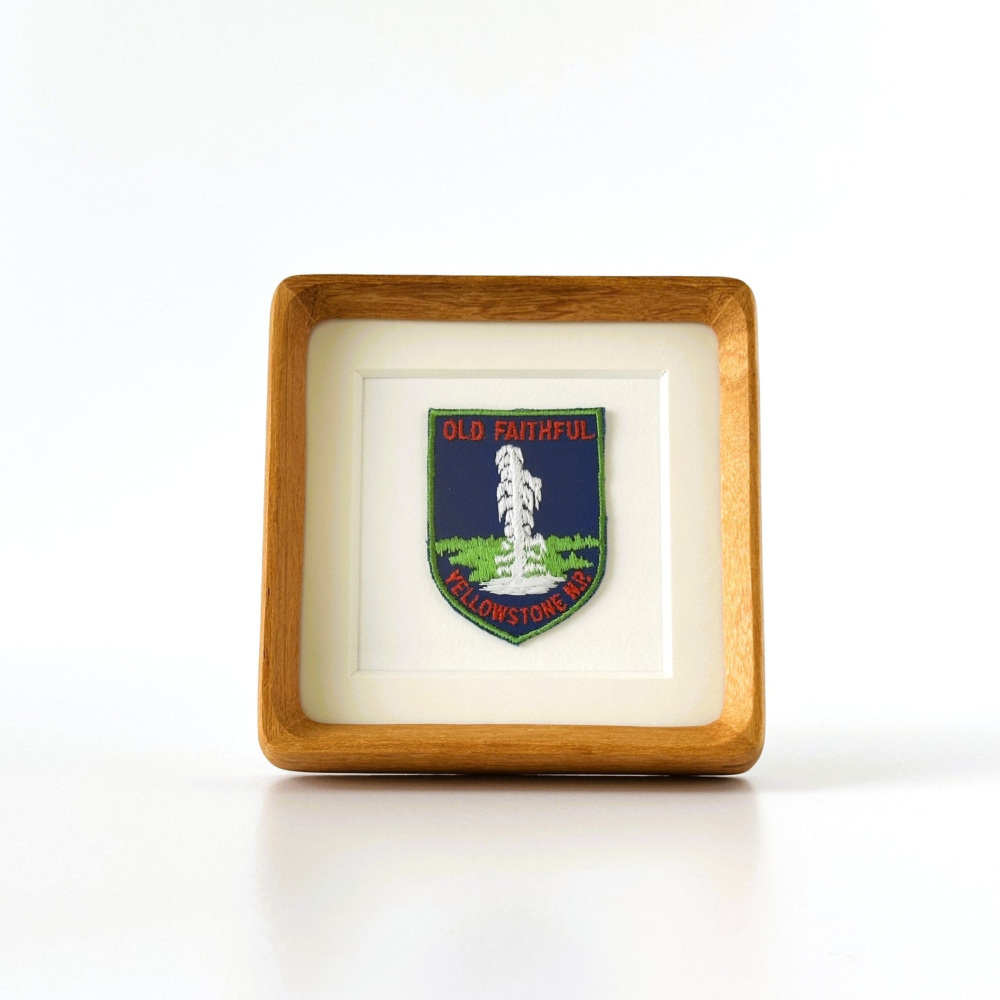 Wyoming Yellowstone National Park Old Faithful Geyser Vintage Framed Travel Patch